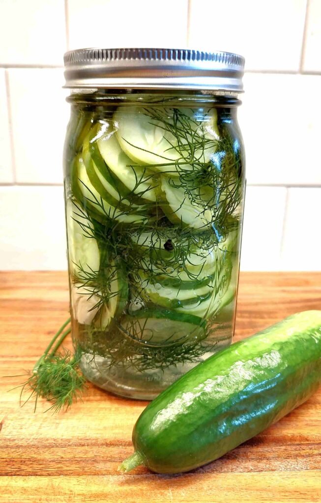 Refrigerator pickles